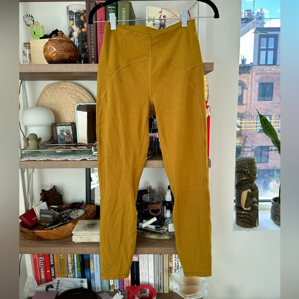 lululemon • unlimit high rise tight 25” gold spice